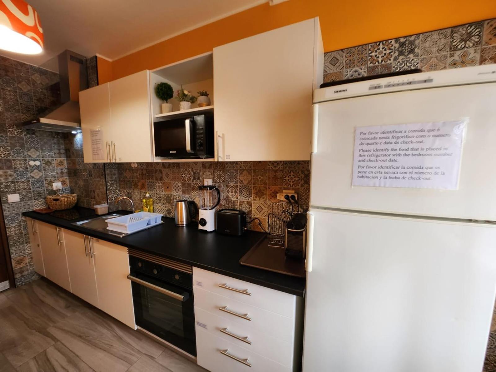 Casa Do Sol Algarve Hostel Lagos Exterior photo